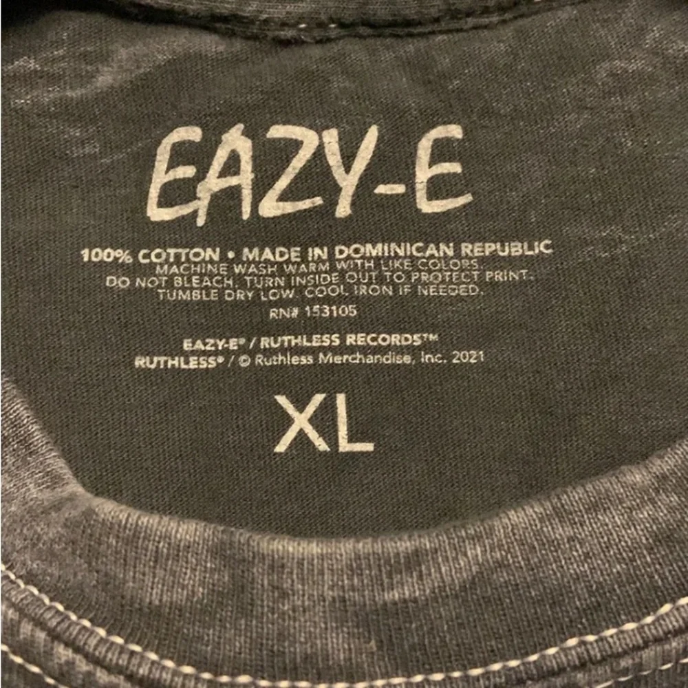 RUTHLESS Eazy-E Black acid wash T shirt men’s size extra large - Picture 4 of 5